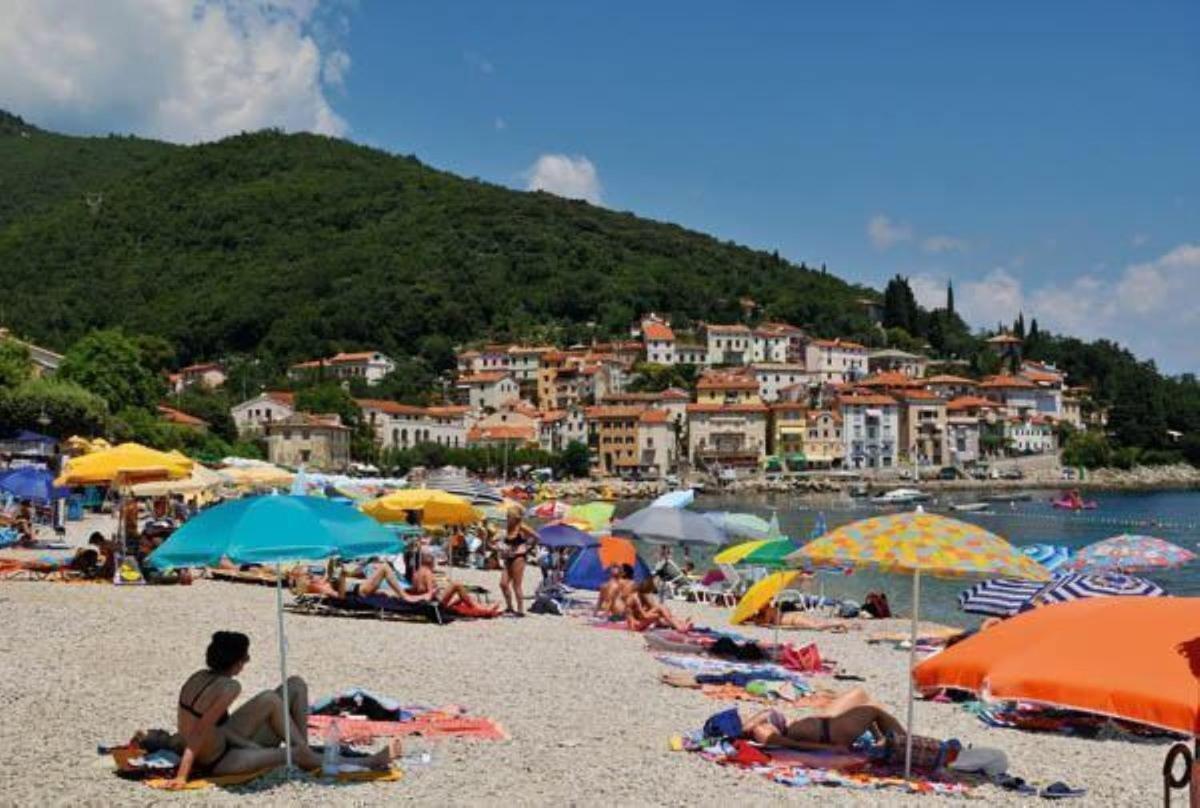 Apartments Near The Beach, With Terraces And Seaview At House B. Mošćenička Draga Eksteriør billede